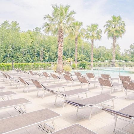 Relais Du Lac Village - Italian Homing Desenzano del Garda Buitenkant foto