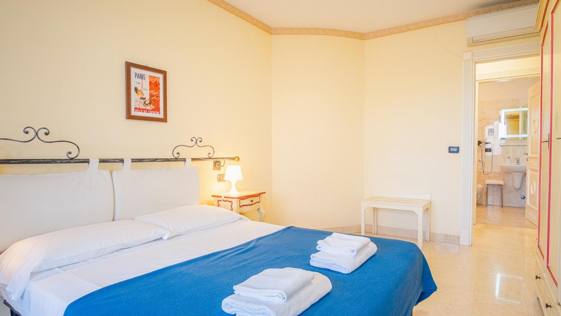 Relais Du Lac Village - Italian Homing Desenzano del Garda Buitenkant foto
